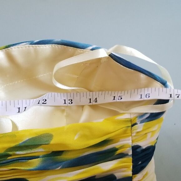 Dave & Johnny formal dress - Picture 9 of 9